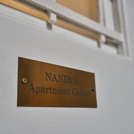 Nanirol Apartment At Gellert Bath Budapest Ngoại thất bức ảnh