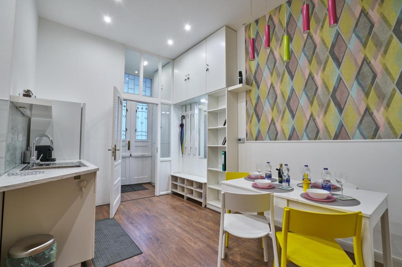 Nanirol Apartment At Gellert Bath Budapest Ngoại thất bức ảnh